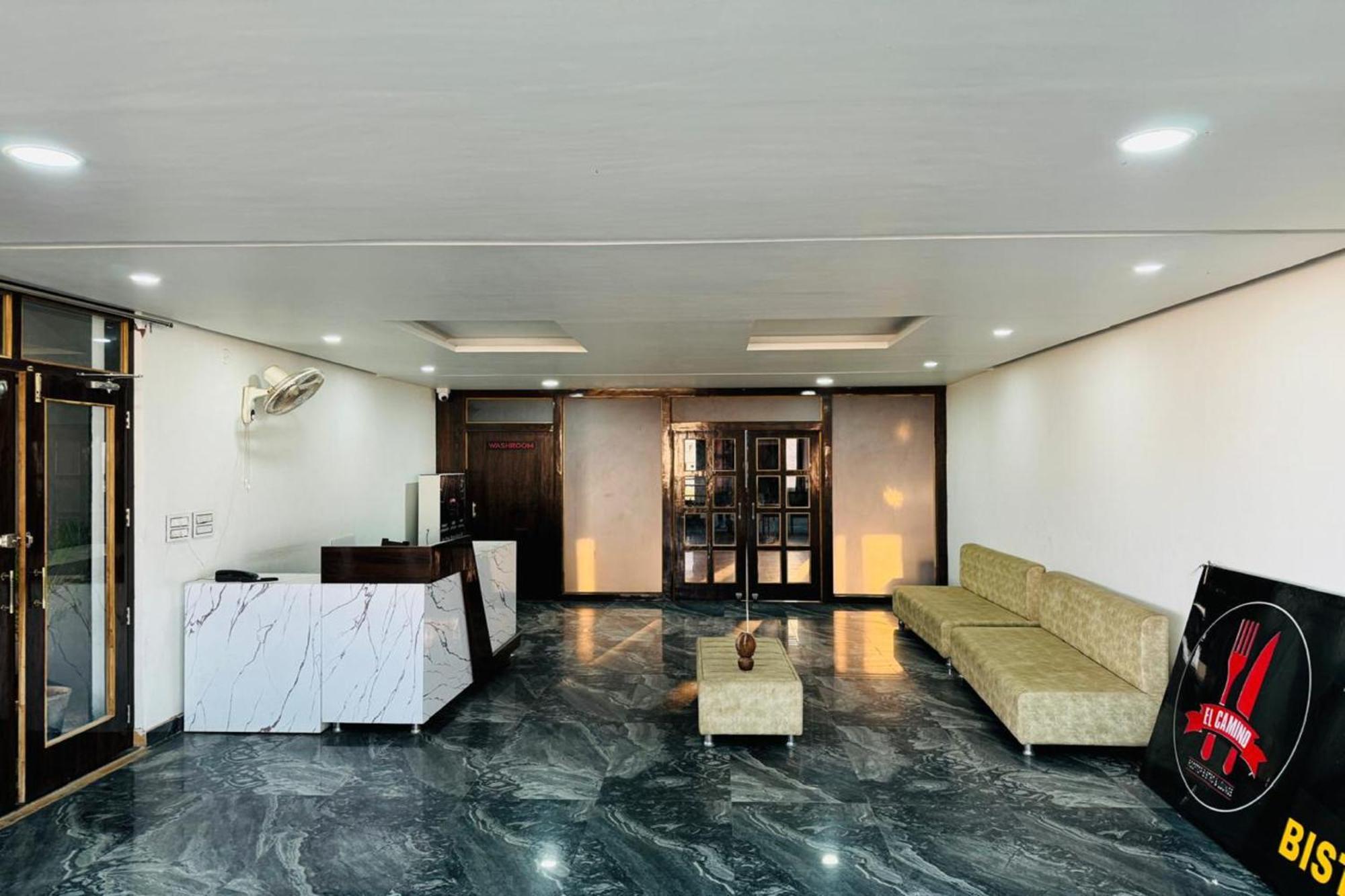 Hotel Eagle Inn Udaipur Eksteriør billede