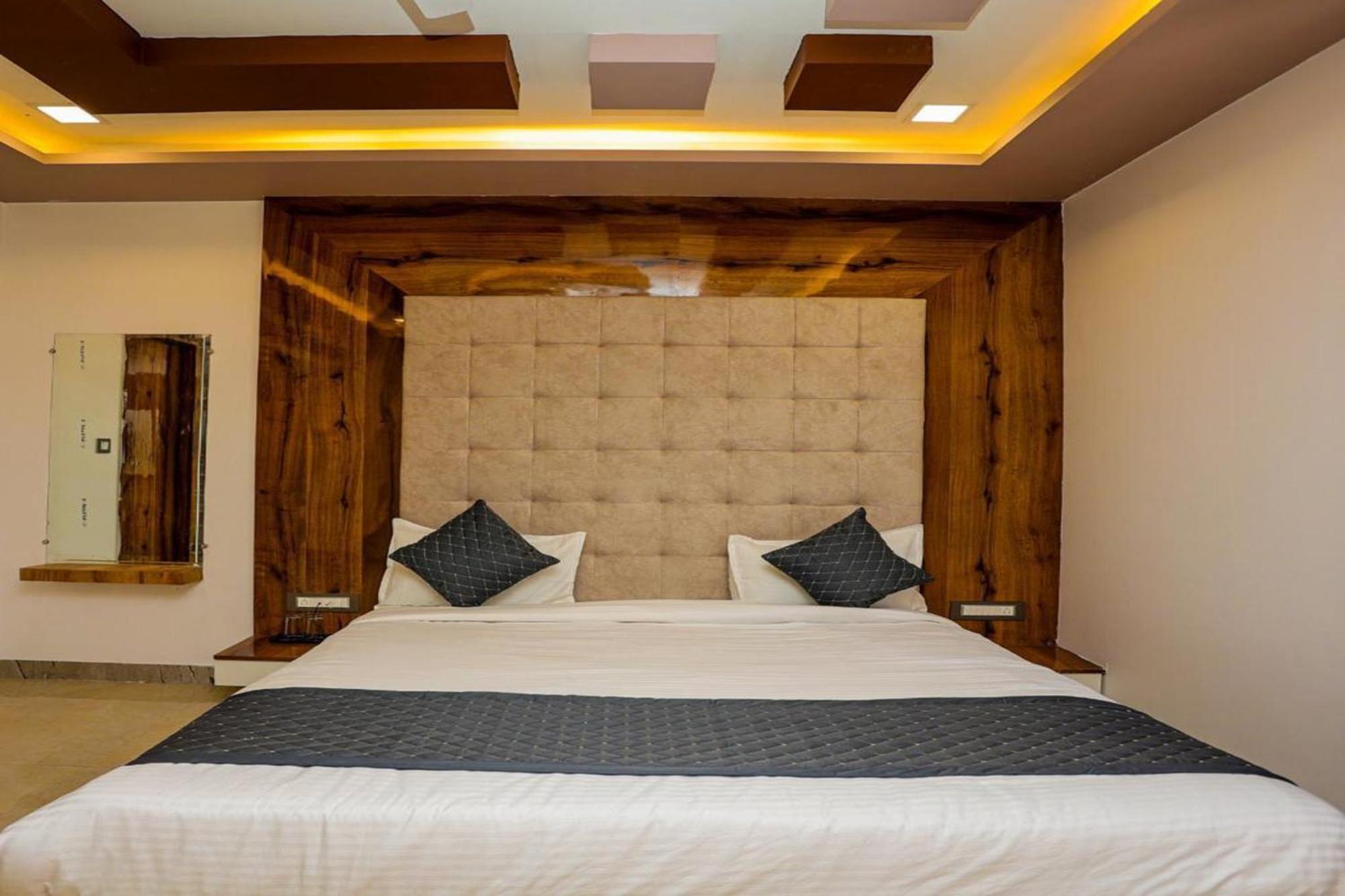 Hotel Eagle Inn Udaipur Eksteriør billede
