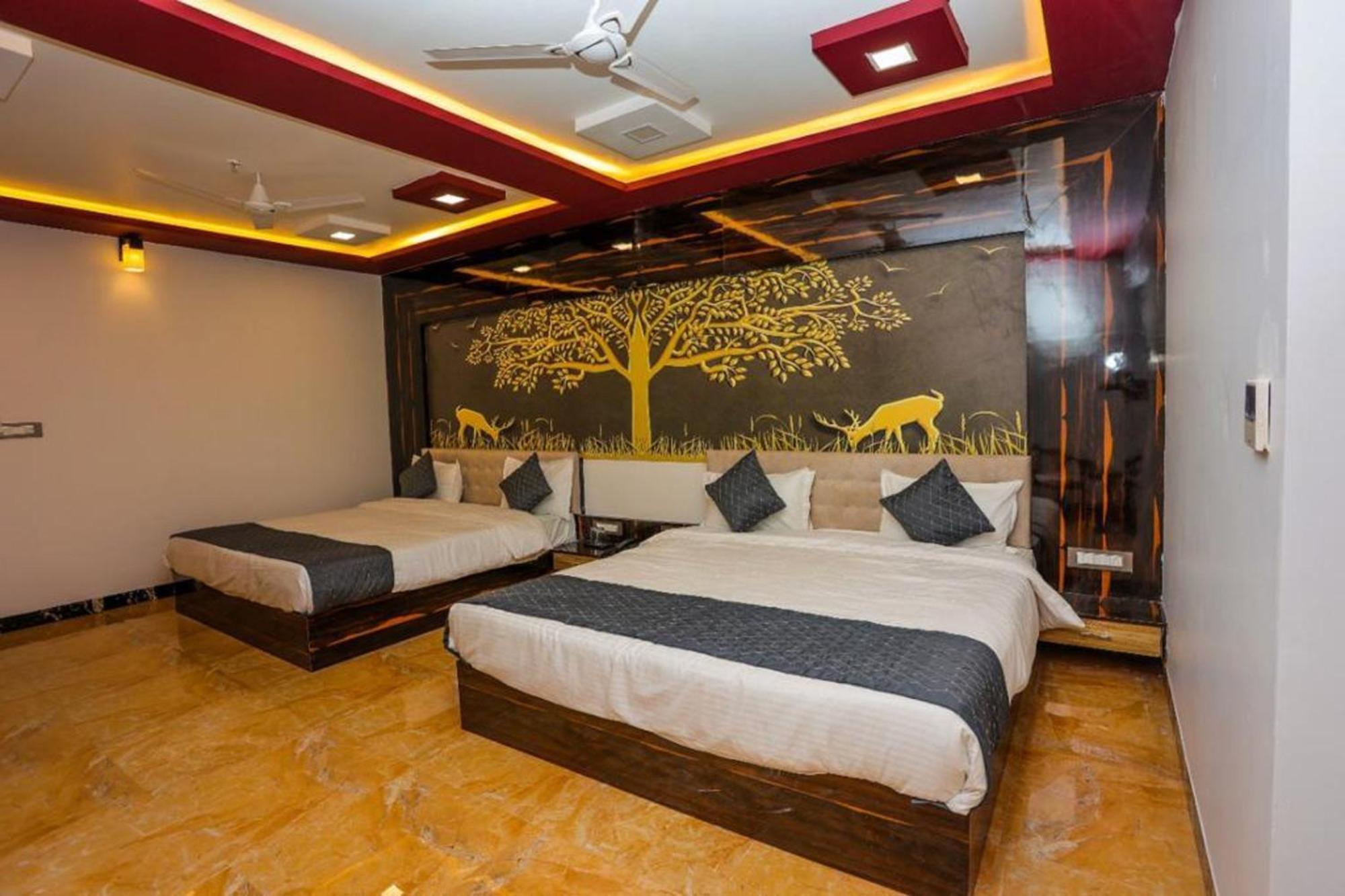 Hotel Eagle Inn Udaipur Eksteriør billede
