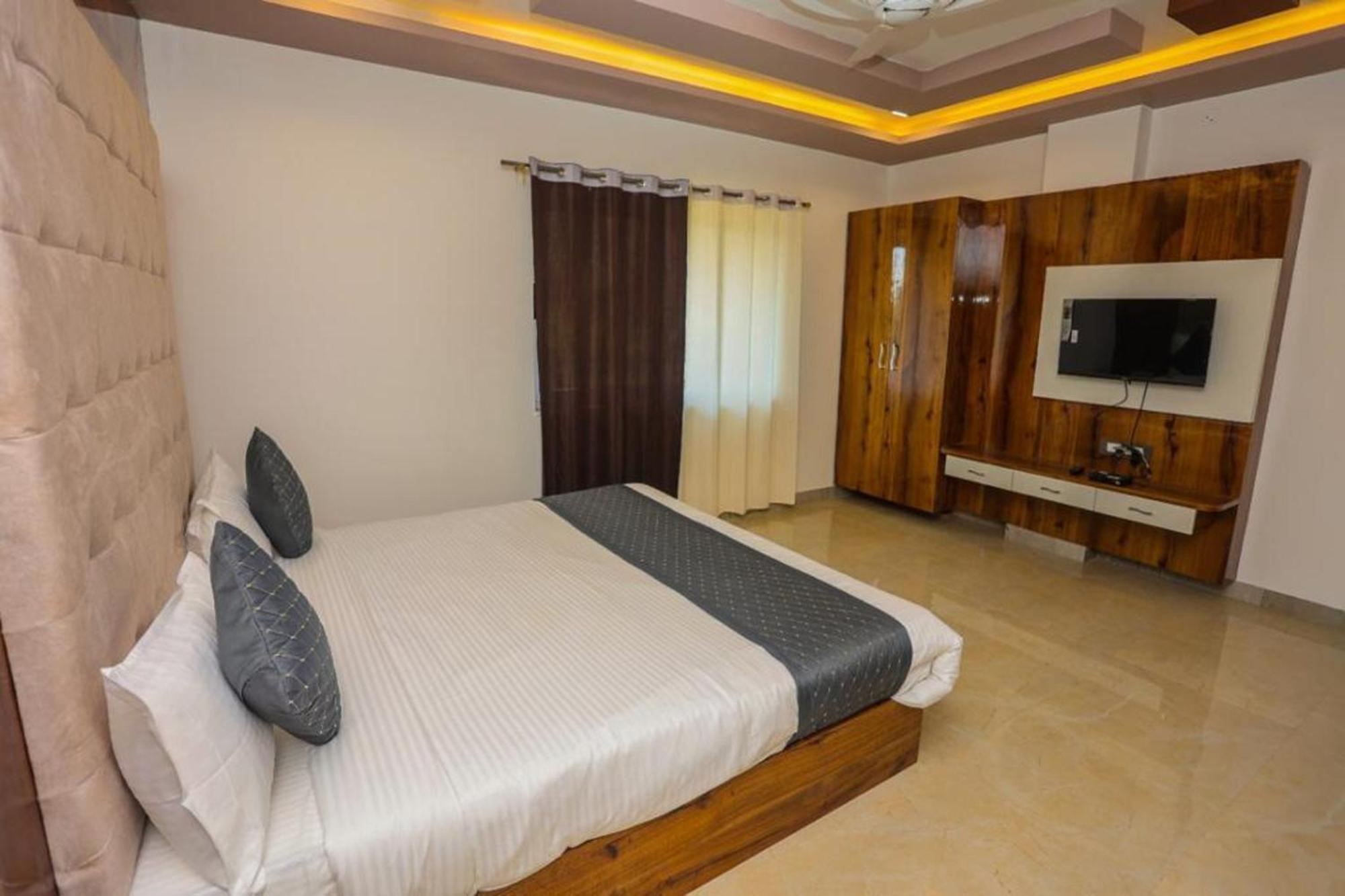 Hotel Eagle Inn Udaipur Eksteriør billede