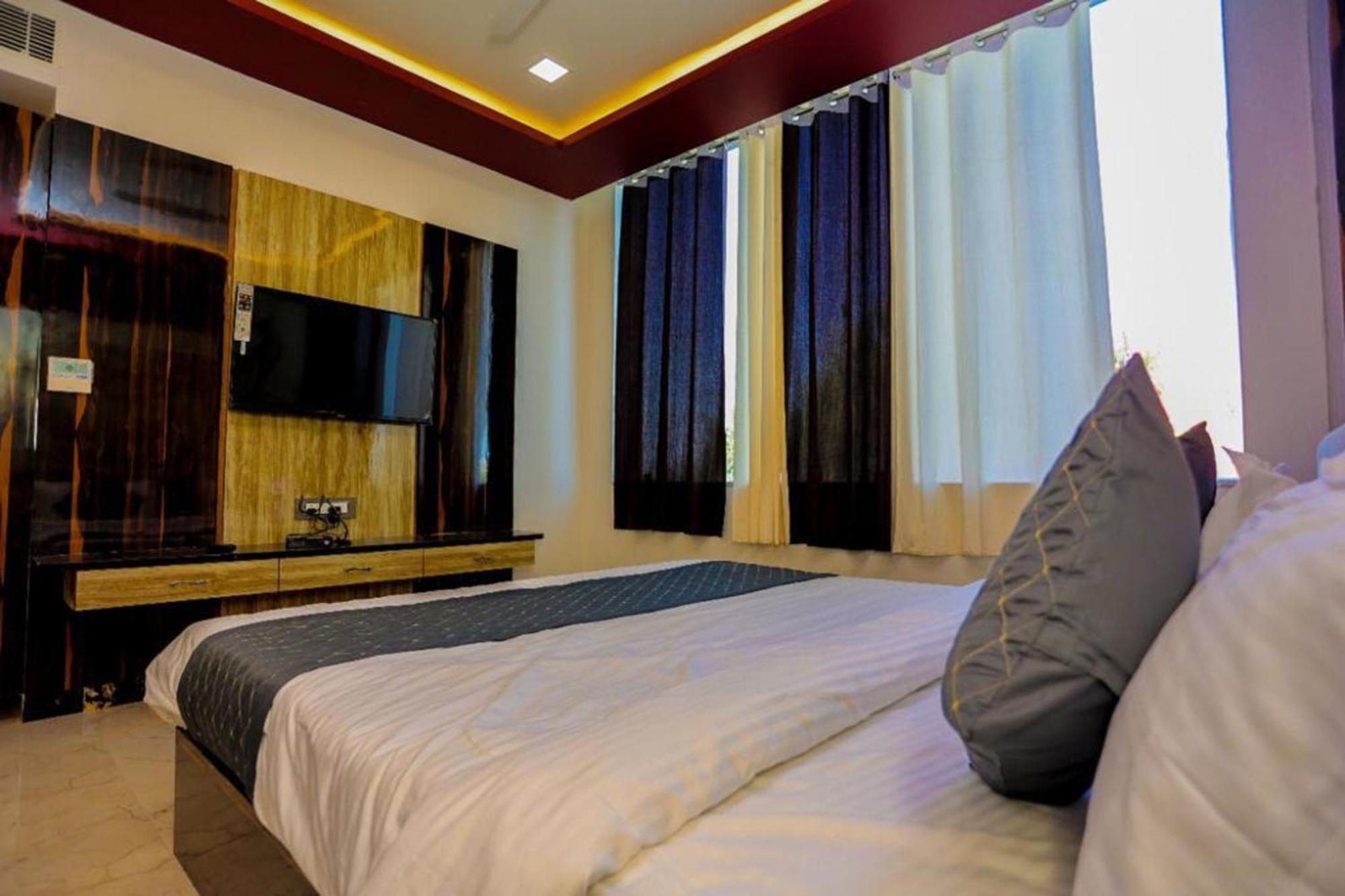 Hotel Eagle Inn Udaipur Eksteriør billede