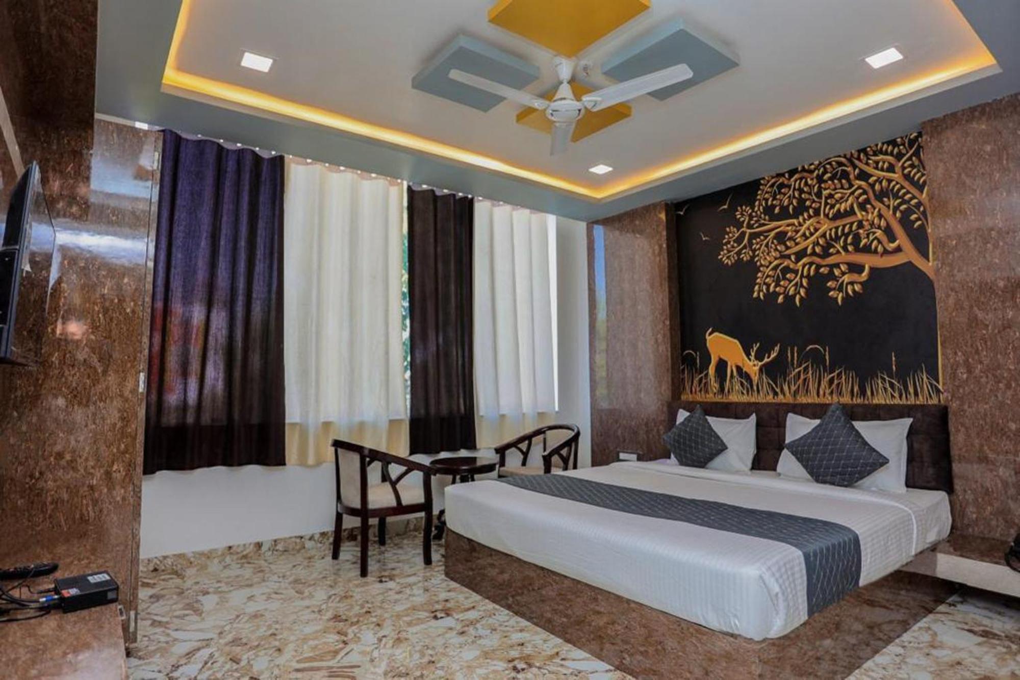 Hotel Eagle Inn Udaipur Eksteriør billede